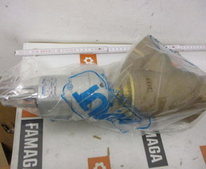 Клапан FPM на 3 (с внутренней резьбой с 2ух сторон) Valvaut